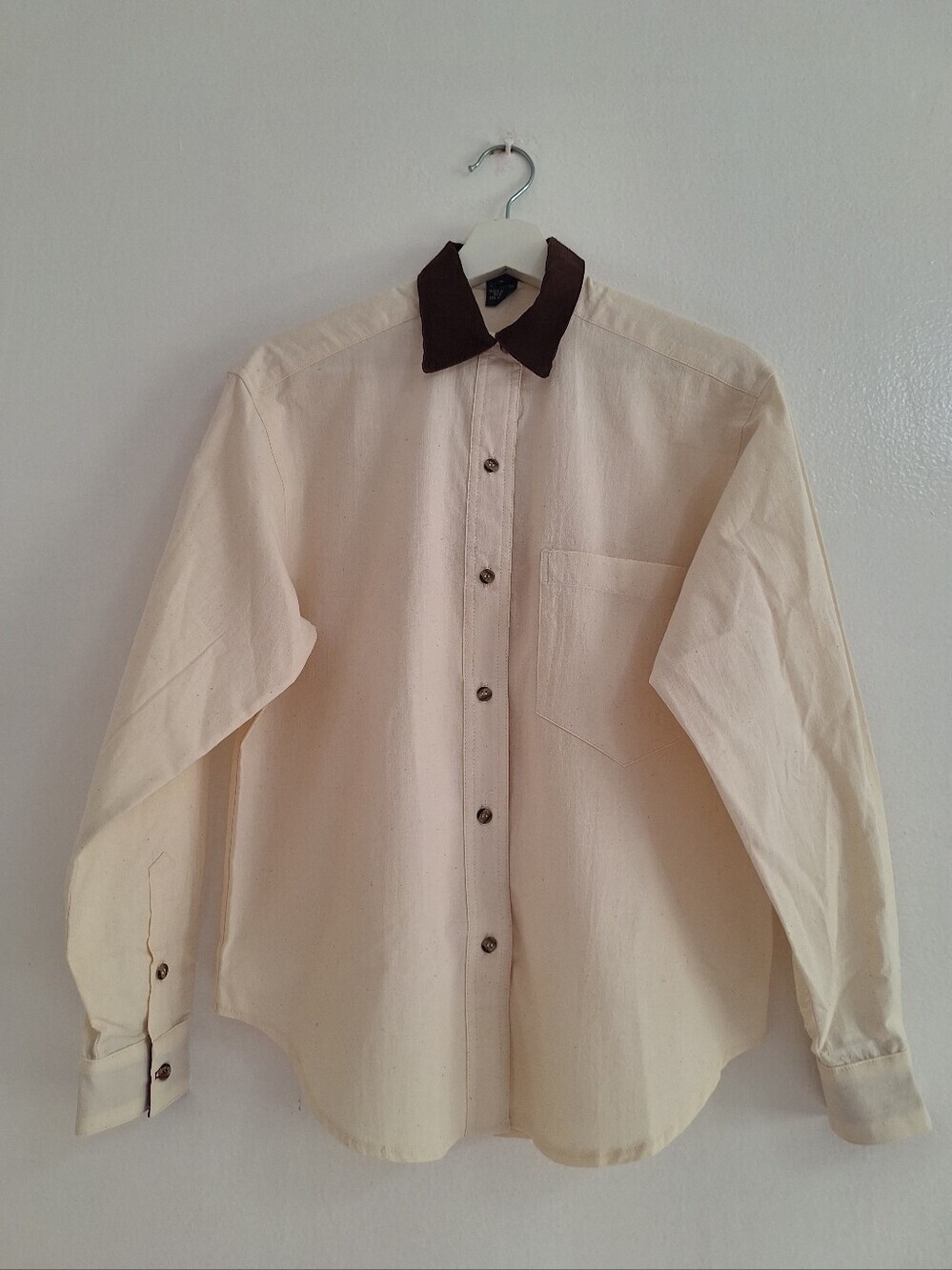 NWOT Cream Long-Sleeve Button-Down Shirt with Contrast Brown Collar